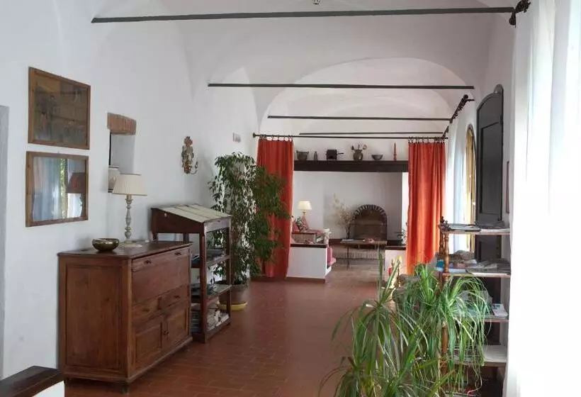 ホテル Albergo Santa Chiara
