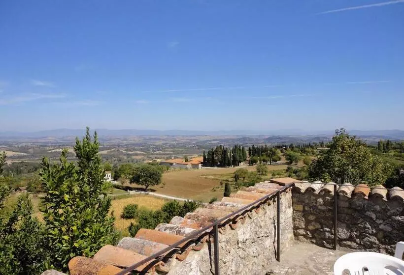 ホテル Albergo Santa Chiara
