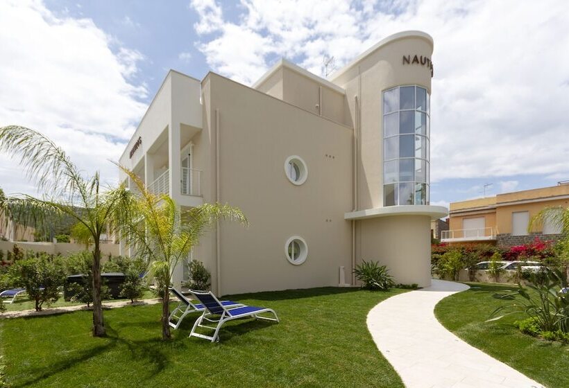 בית מלון כפרי Nautilus