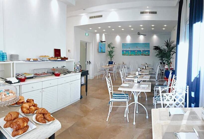 בית מלון כפרי Nautilus