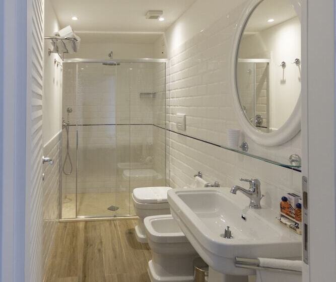 בית מלון כפרי Nautilus