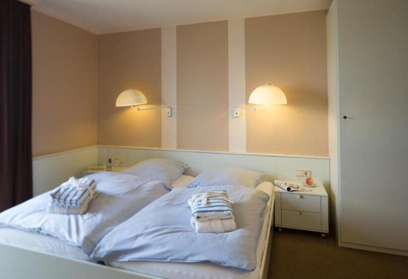 호텔 S Haus Waterkant & Strandvilla Eils