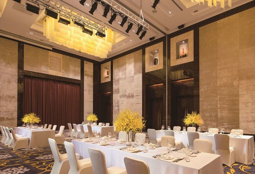 בית מלון כפרי Thousand Cranes Sanya Yazhou Bay Int L Exchange Centre