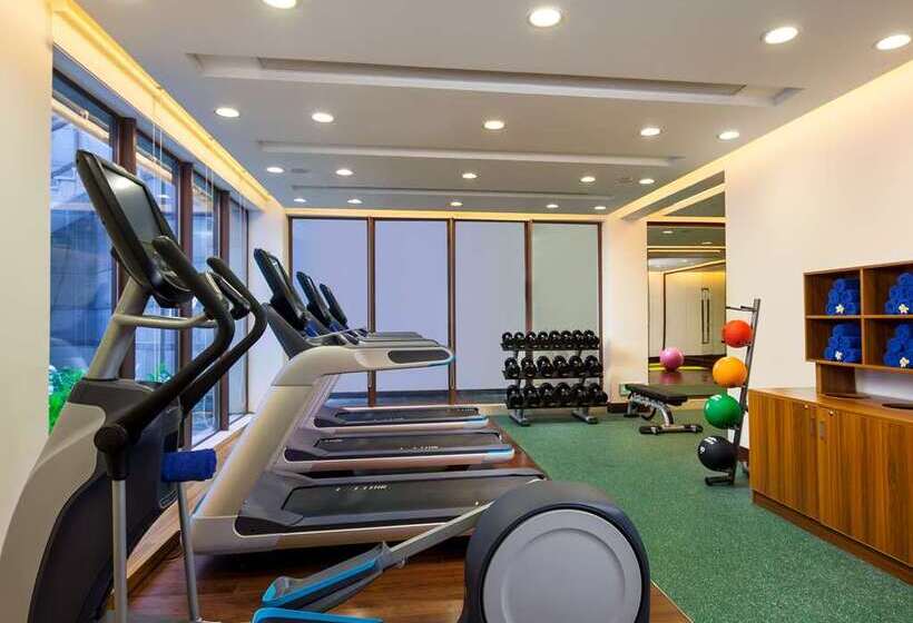 בית מלון כפרי Thousand Cranes Sanya Yazhou Bay Int L Exchange Centre