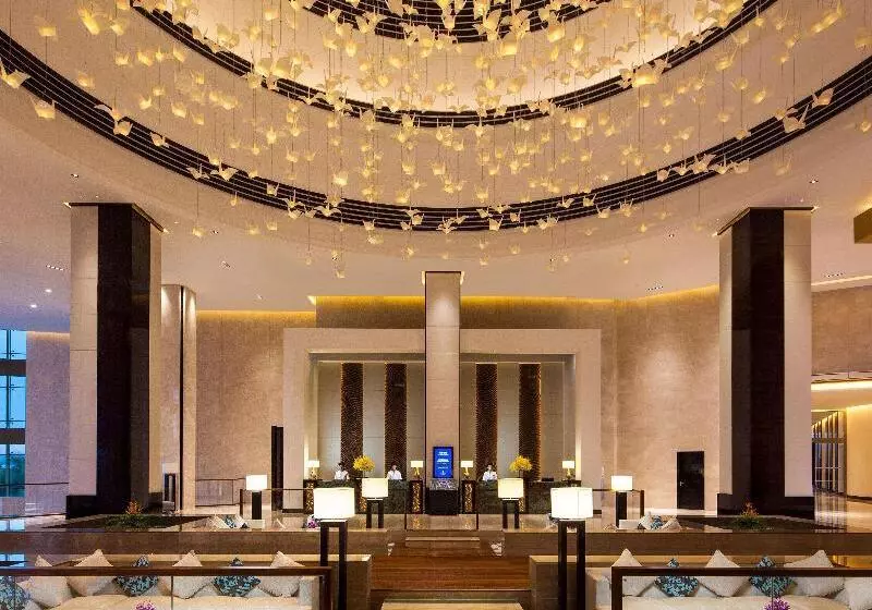 ホテル Thousand Cranes Sanya Yazhou Bay Int L Exchange Centre