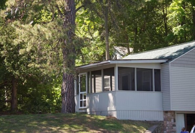 מוטל Shore Meadows Lodge Llc