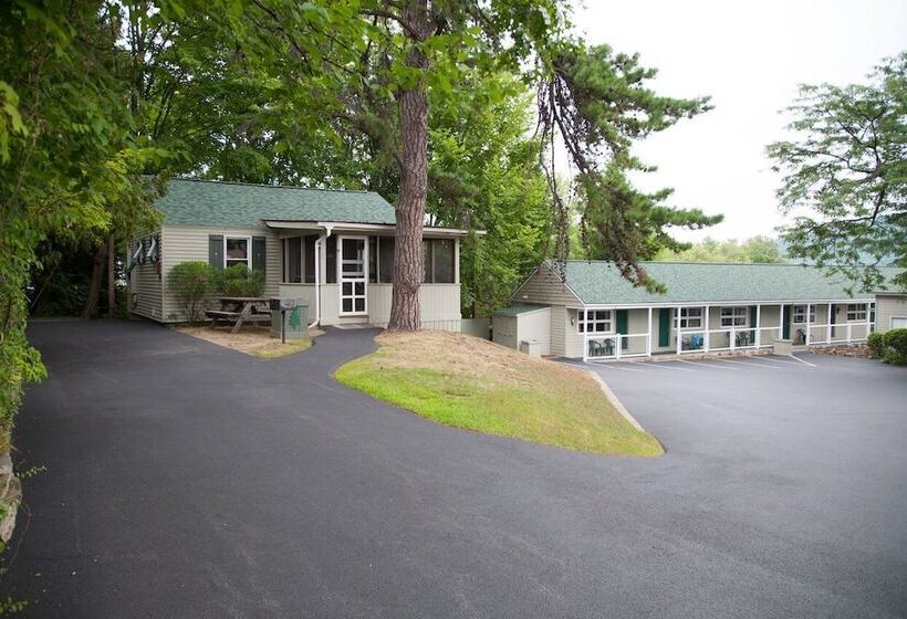 מוטל Shore Meadows Lodge Llc