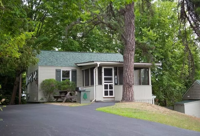 モーテル Shore Meadows Lodge Llc