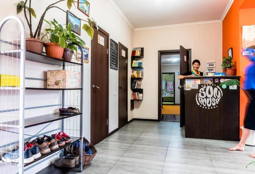 Sunhouse Hostel Karakol