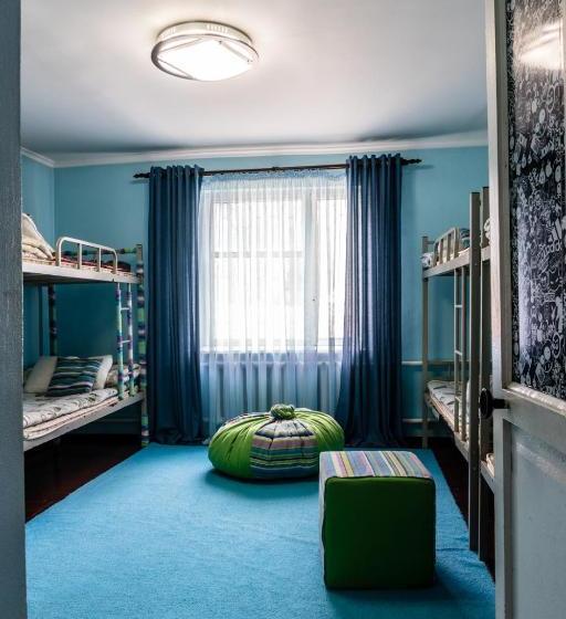 Sunhouse Hostel Karakol