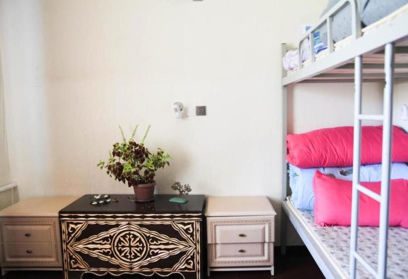 Sunhouse Hostel Karakol