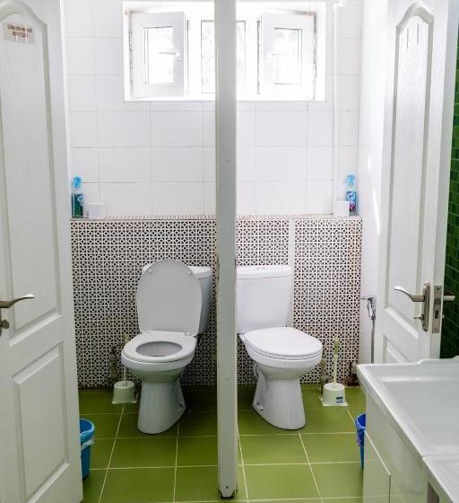 Sunhouse Hostel Karakol