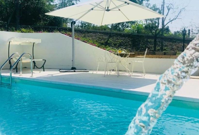 Villa Poggio Ulivo Pool Apartments