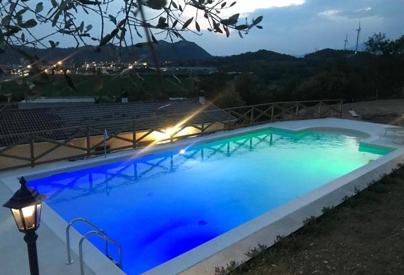 Villa Poggio Ulivo Pool Apartments