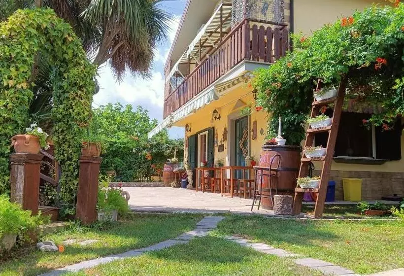 Aamiaismajoitus (B&B) Il Laghetto