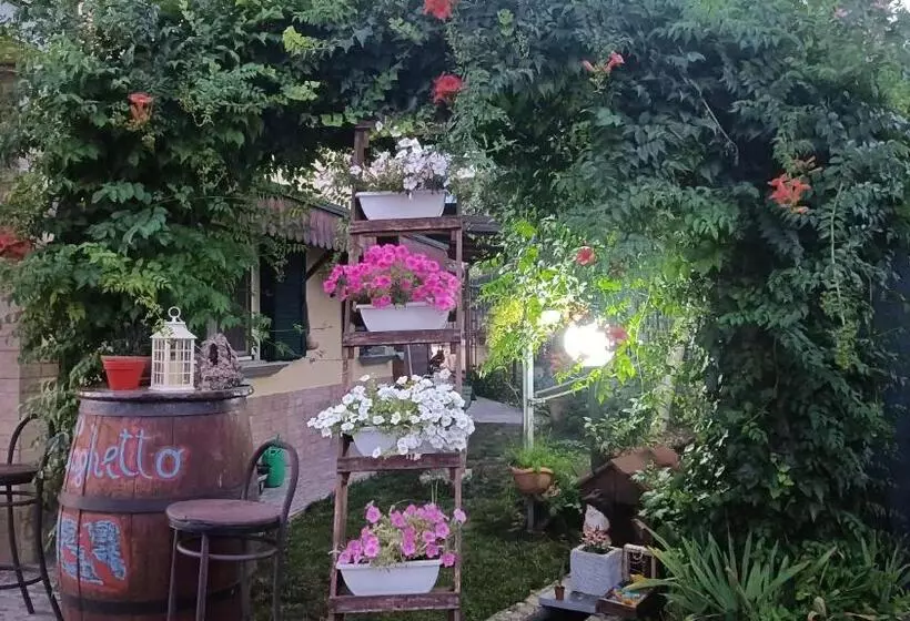 Aamiaismajoitus (B&B) Il Laghetto