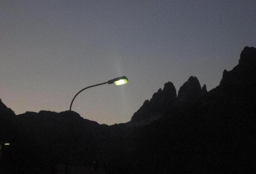 ベッドアンドブレックファースト Meublè Blue House