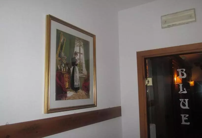 Aamiaismajoitus (B&B) Meublè Blue House