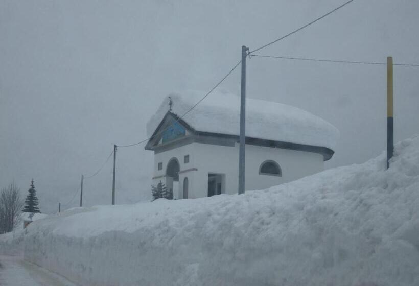 ベッドアンドブレックファースト Meublè Blue House