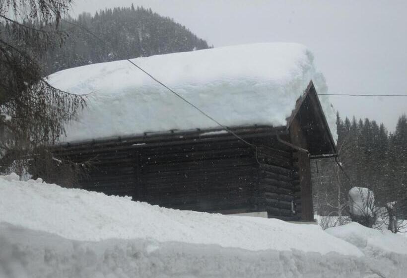 ベッドアンドブレックファースト Meublè Blue House