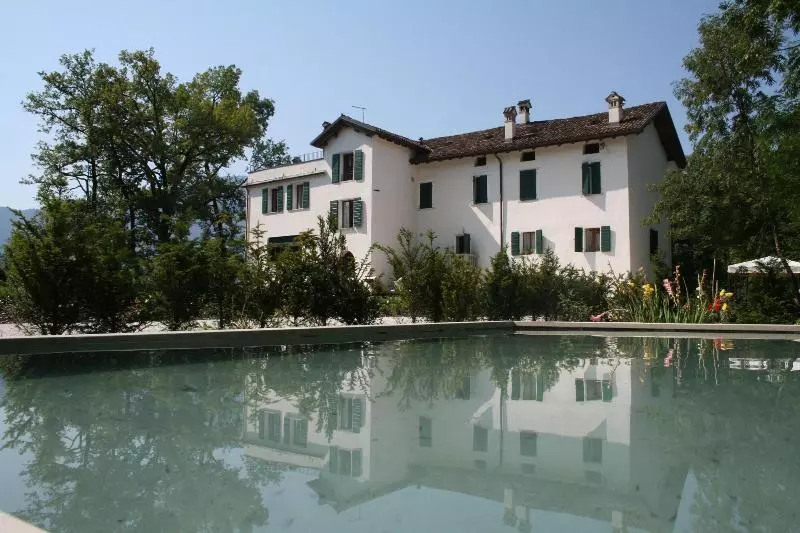 Aamiaismajoitus (B&B) Villa San Liberale   Suites & Wellness