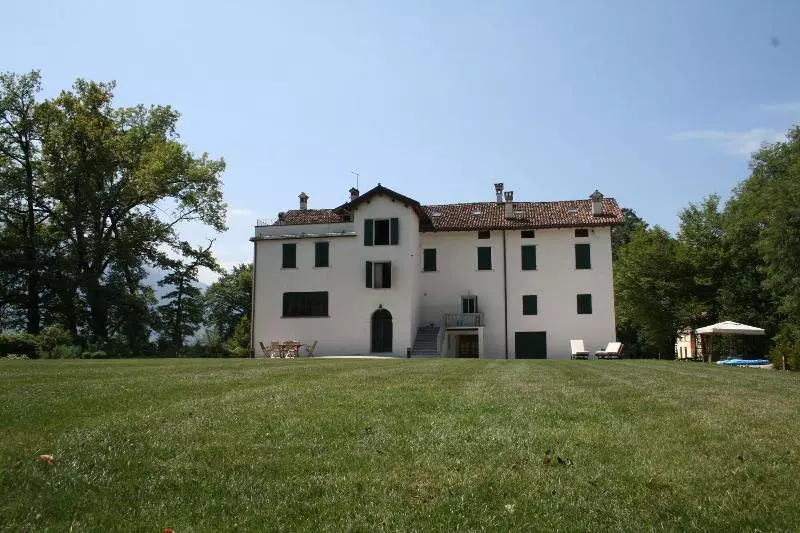 Aamiaismajoitus (B&B) Villa San Liberale   Suites & Wellness