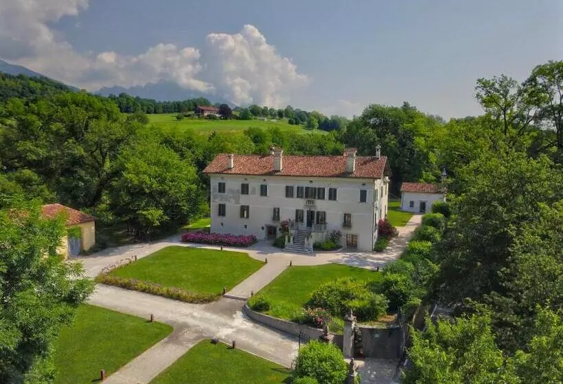 Aamiaismajoitus (B&B) Villa San Liberale   Suites & Wellness