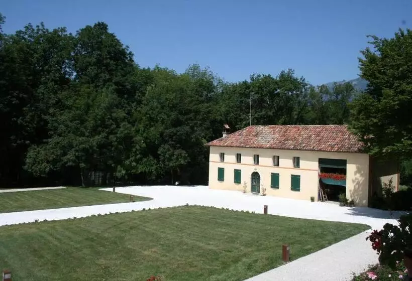 Aamiaismajoitus (B&B) Villa San Liberale   Suites & Wellness