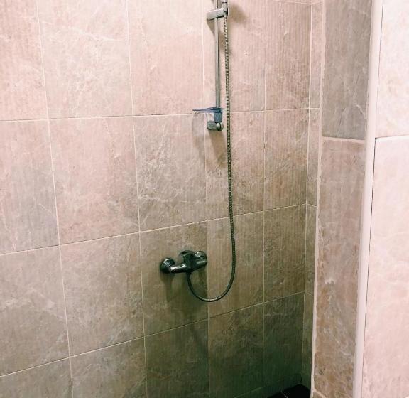 فندق And Entertaiment Complex Vlada