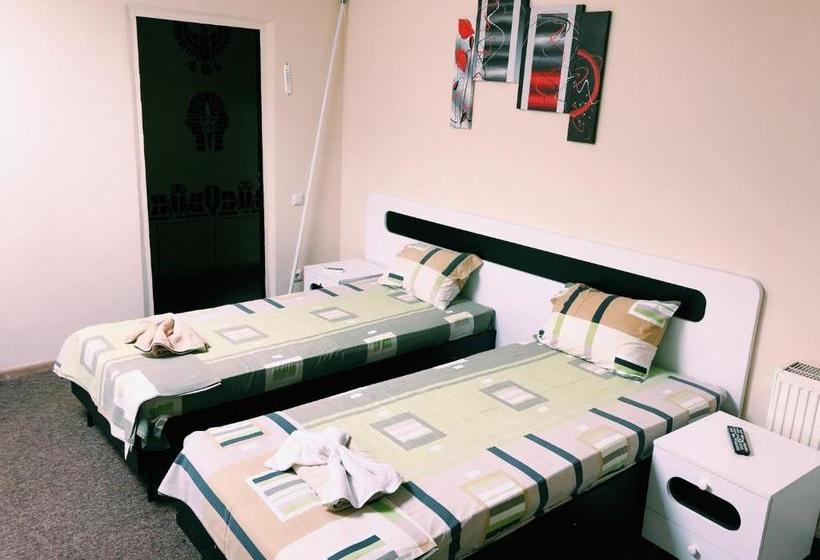 فندق And Entertaiment Complex Vlada