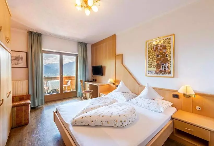 هتل Moserhof