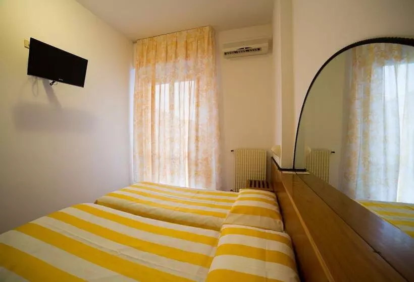 ホテル Villa Gloria