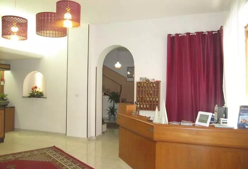 ホテル Villa Gloria