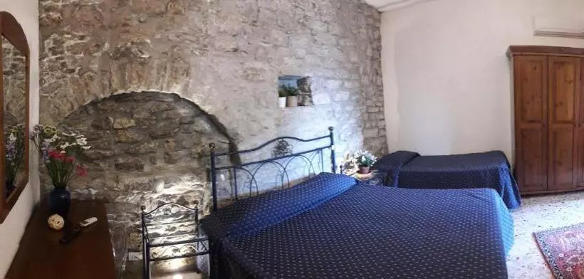 ベッドアンドブレックファースト Camere Di Ulisse