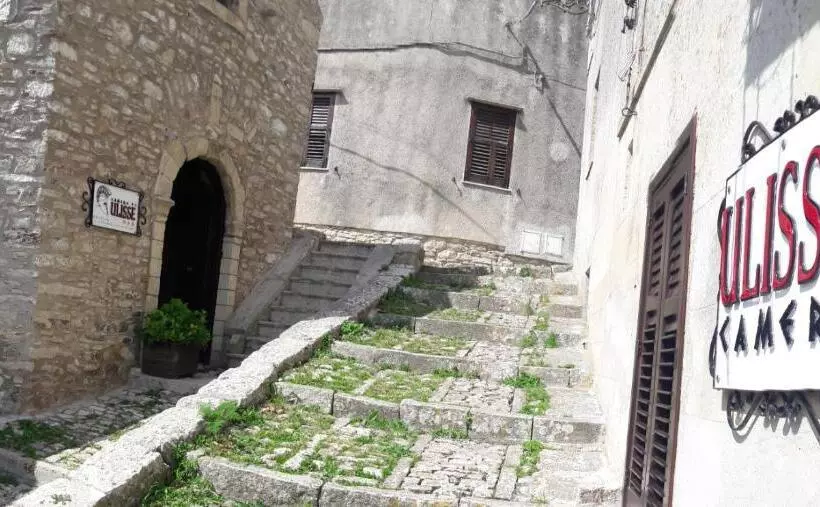 ベッドアンドブレックファースト Camere Di Ulisse