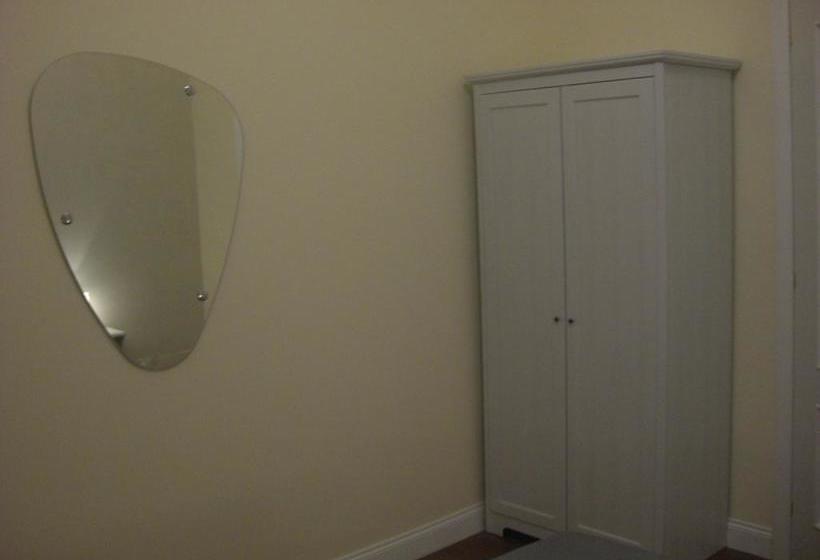 צימר Domus Cestia