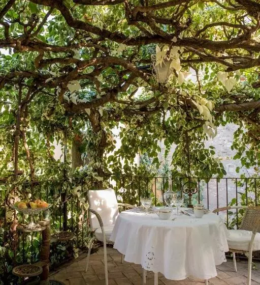 Aamiaismajoitus (B&B) Le Foglie Di Acanto