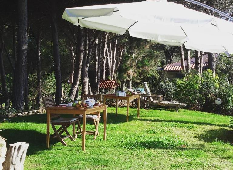 مبيت وإفطار Mirto E Mare