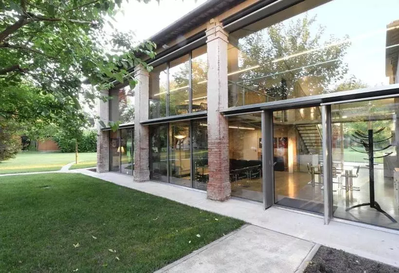 Aamiaismajoitus (B&B) Sacramora