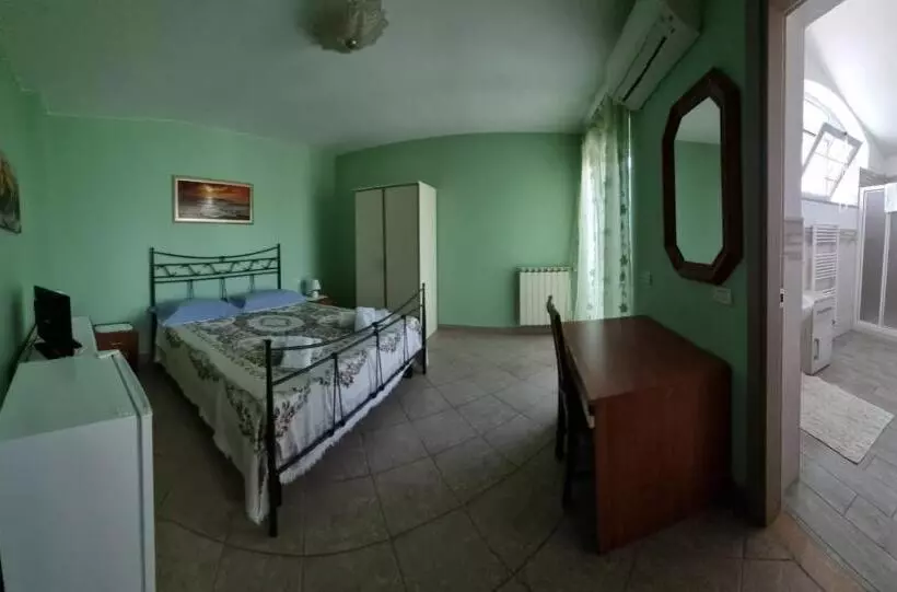 تختخواب و صبحانه Villa Naclerio