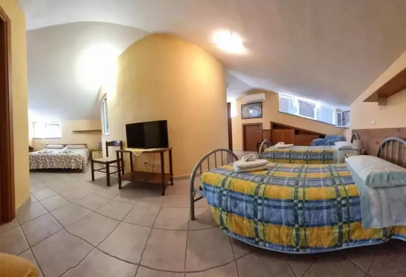 تختخواب و صبحانه Villa Naclerio