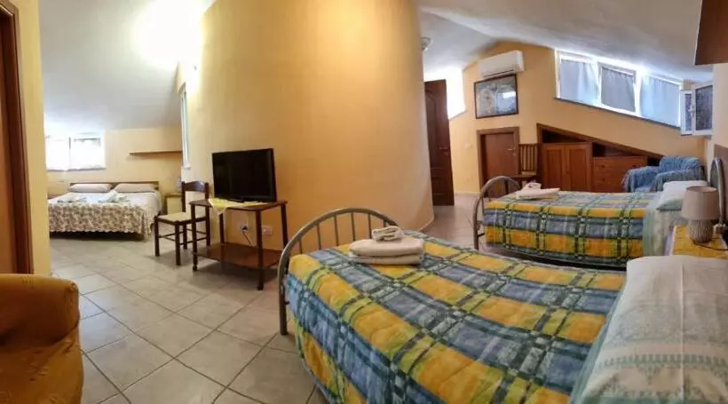 تختخواب و صبحانه Villa Naclerio