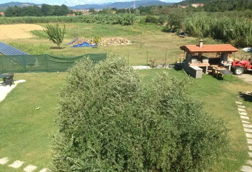 تختخواب و صبحانه Villa Naclerio
