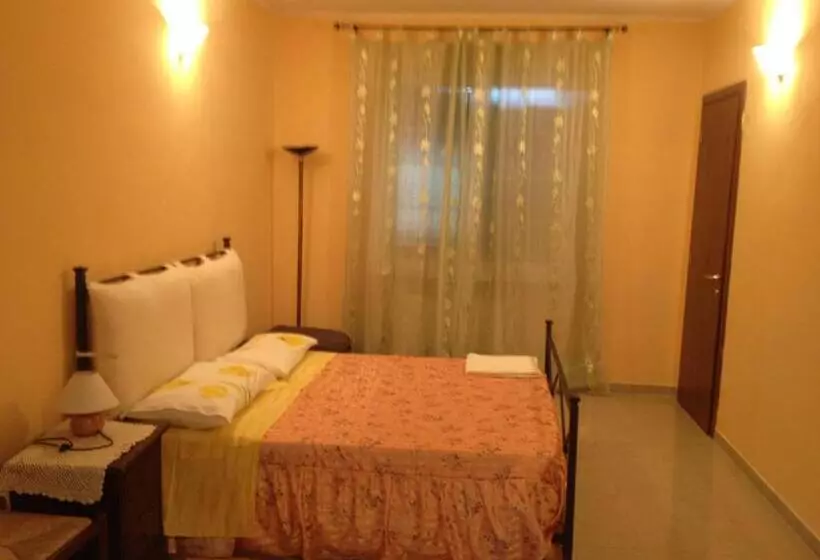تختخواب و صبحانه Villa Naclerio