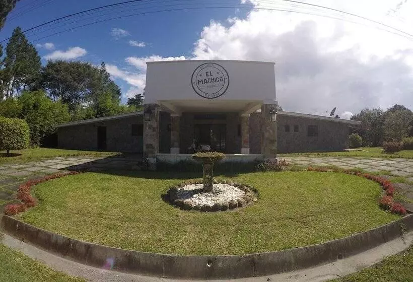Boquete Lodge   Hostel