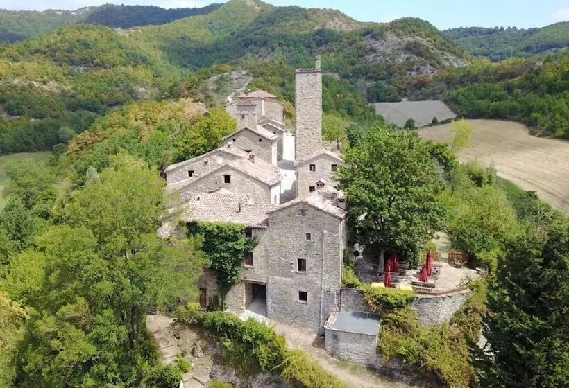 Hotelli Agriturismo Biologico Castello Della Pieve