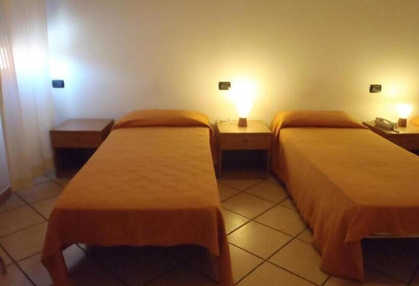 فندق Albergo Pizzeria Sole