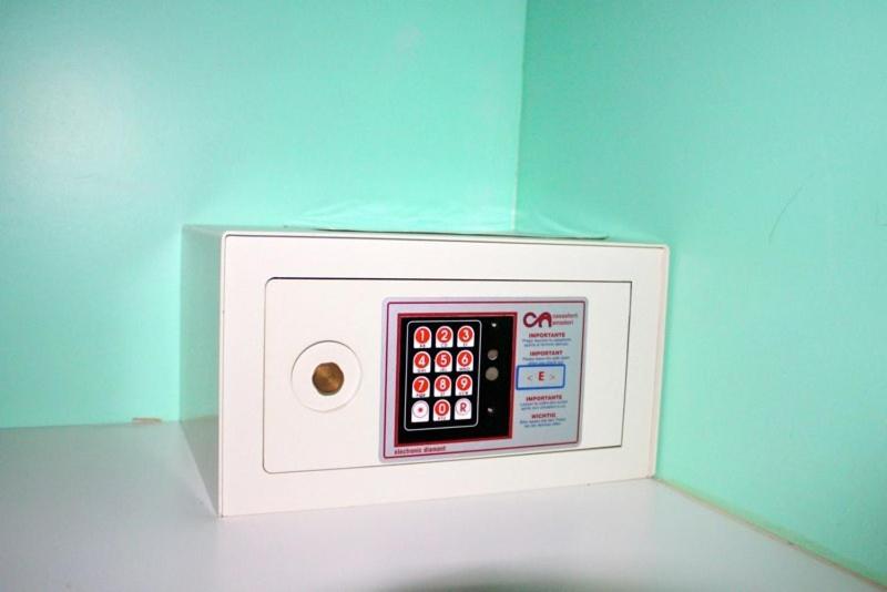 호텔 Gadames   Lunch On The Beach