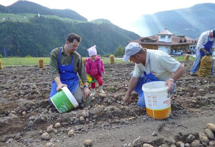 酒店 Hubertusstube