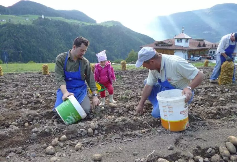 Hotelli Hubertusstube